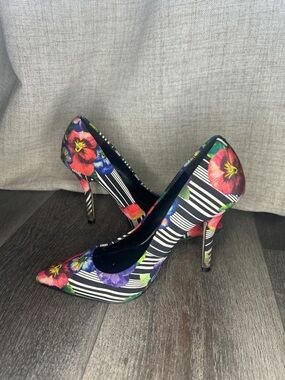 Aldo Floral & Stripe Pointed-Toe Pumps - Black Multi